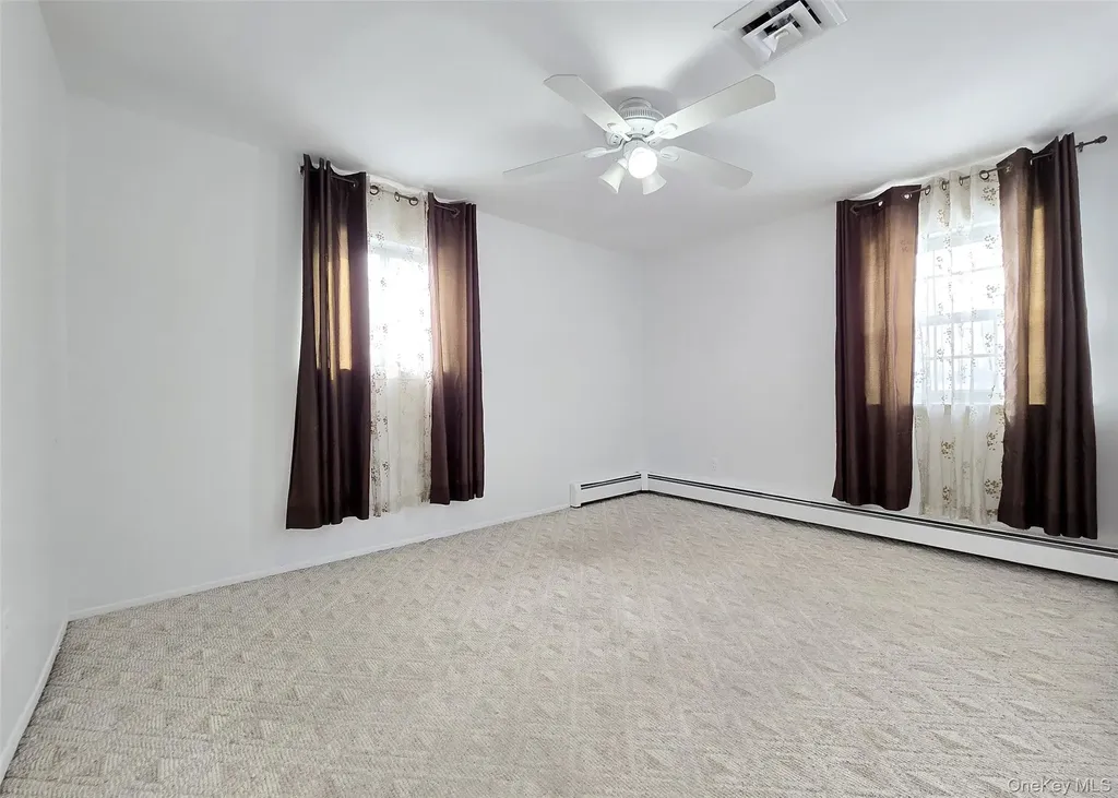 43 Fallen Leaf Road Holbrook NY 11741