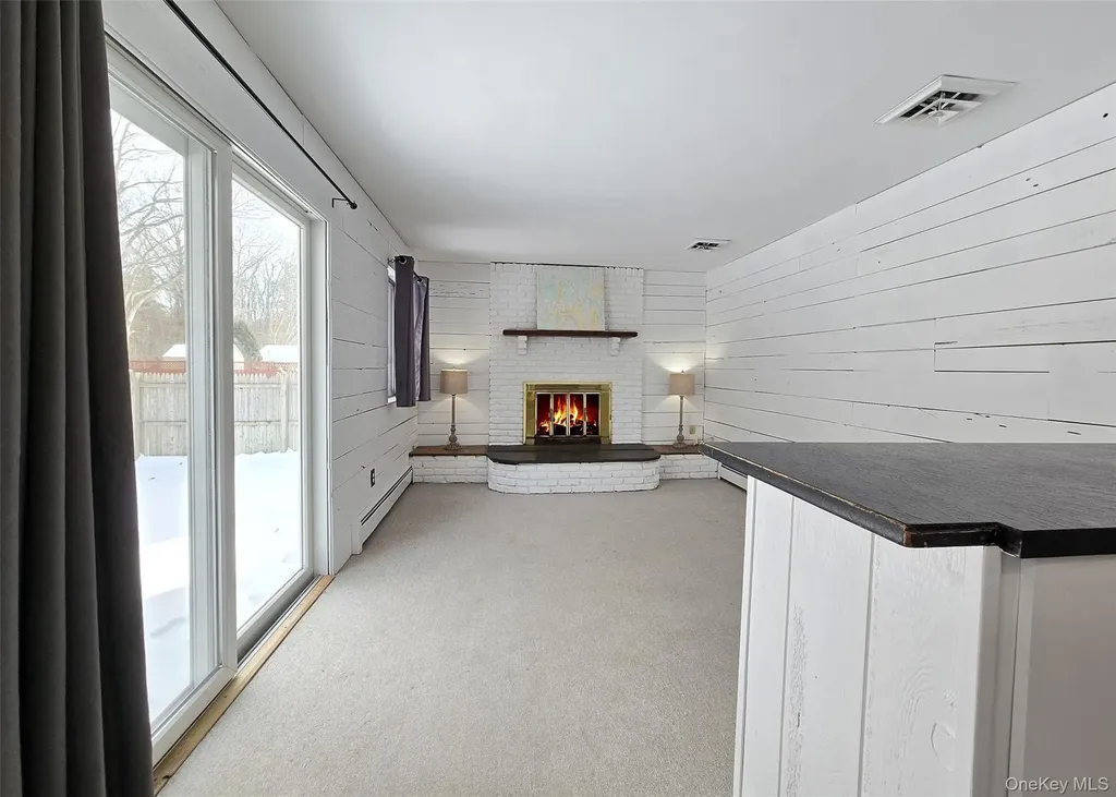 43 Fallen Leaf Road Holbrook NY 11741