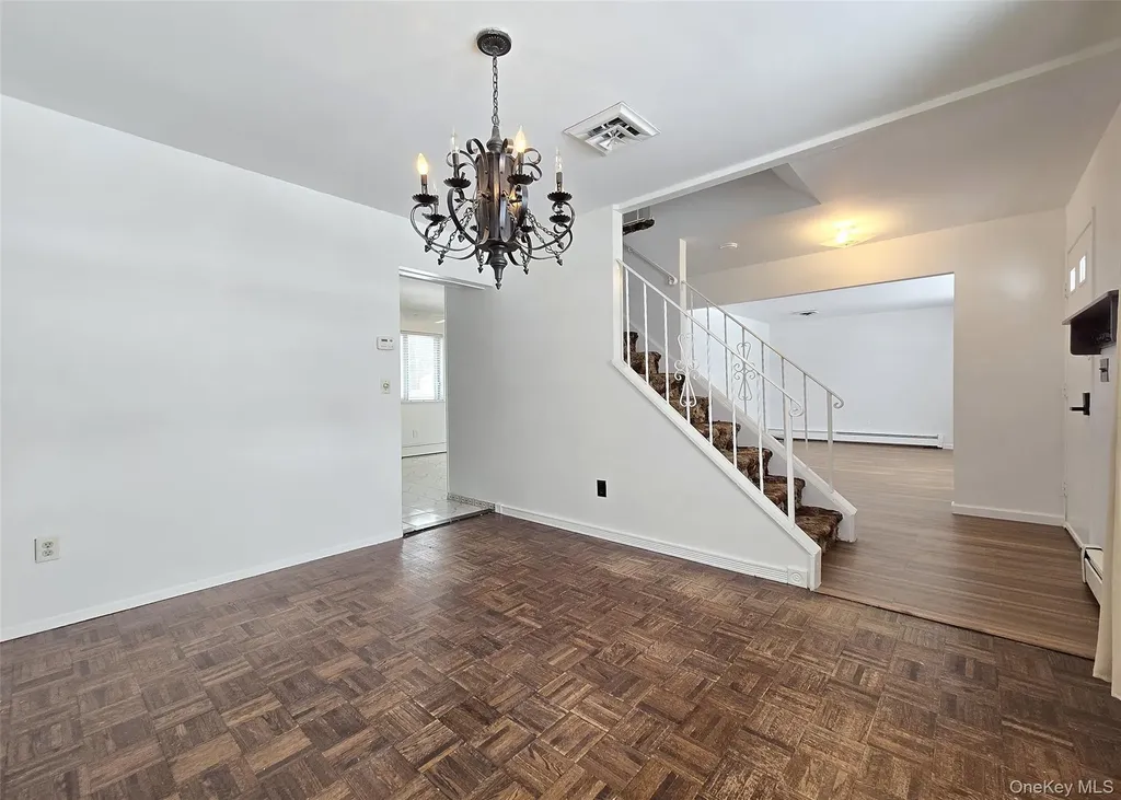 43 Fallen Leaf Road Holbrook NY 11741