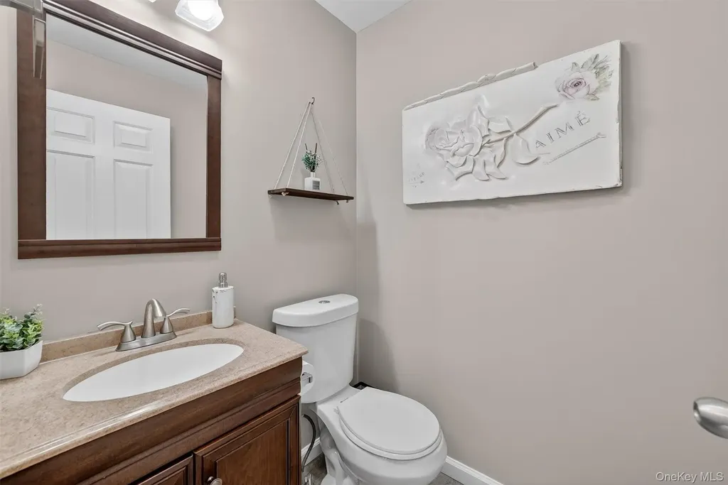 59 Lackawanna Trail Suffern NY 10901