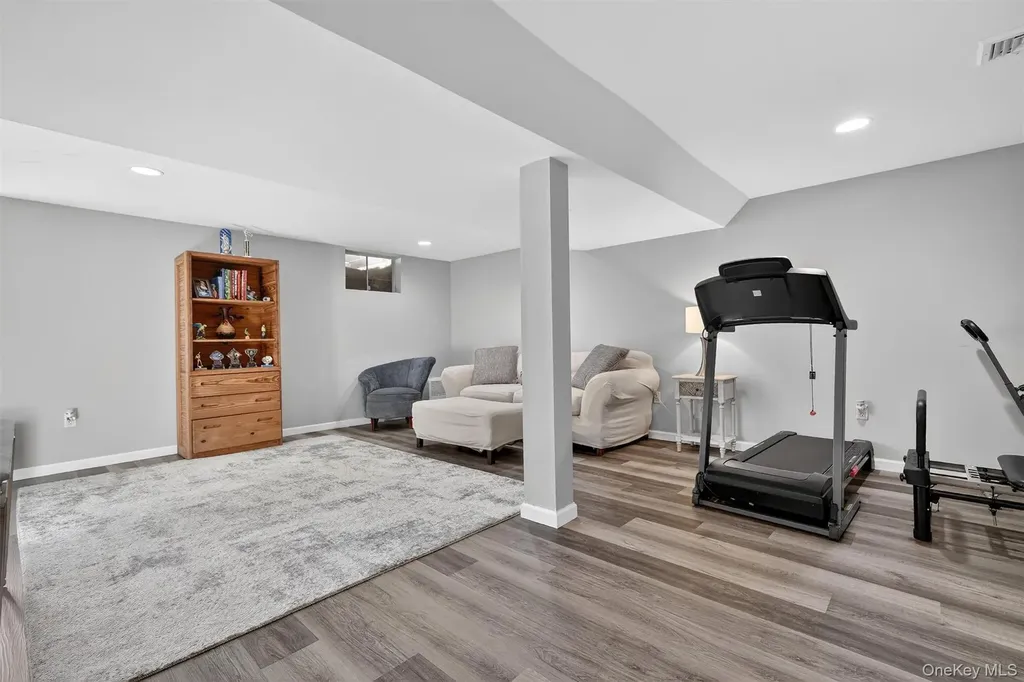 59 Lackawanna Trail Suffern NY 10901