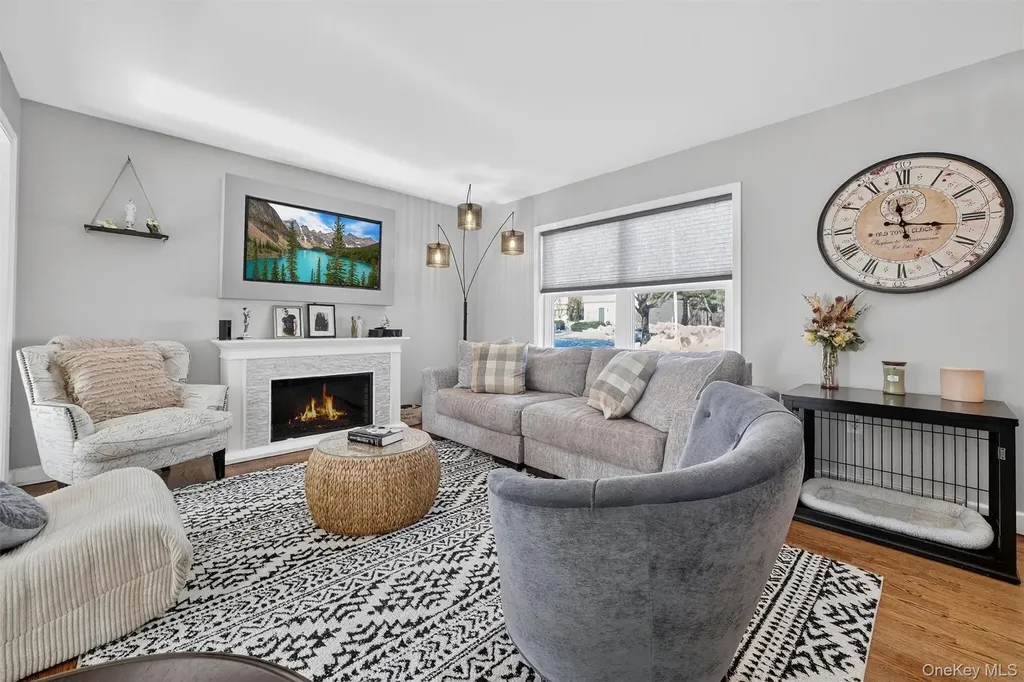 59 Lackawanna Trail Suffern NY 10901