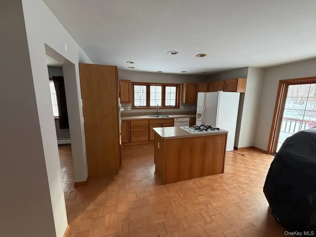 535 Creek Road Poughkeepsie NY 12601