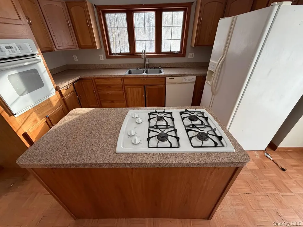 535 Creek Road Poughkeepsie NY 12601
