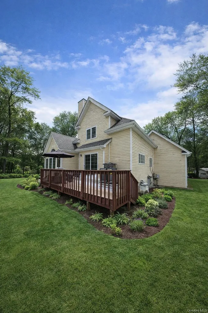 535 Creek Road Poughkeepsie NY 12601