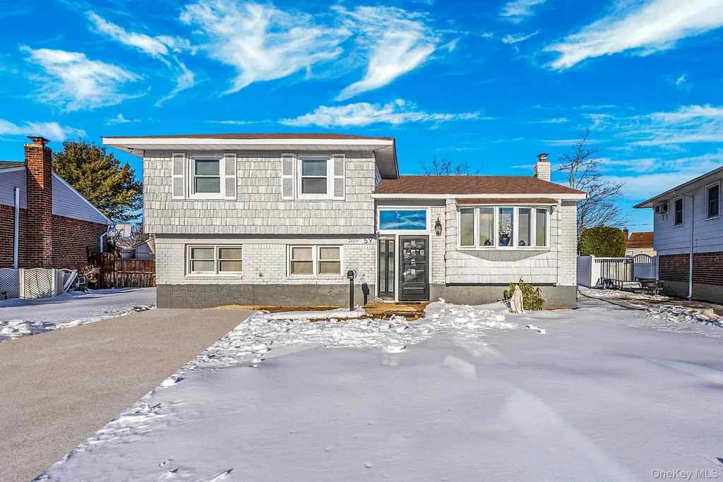 59 Ford Drive W Massapequa NY 11758