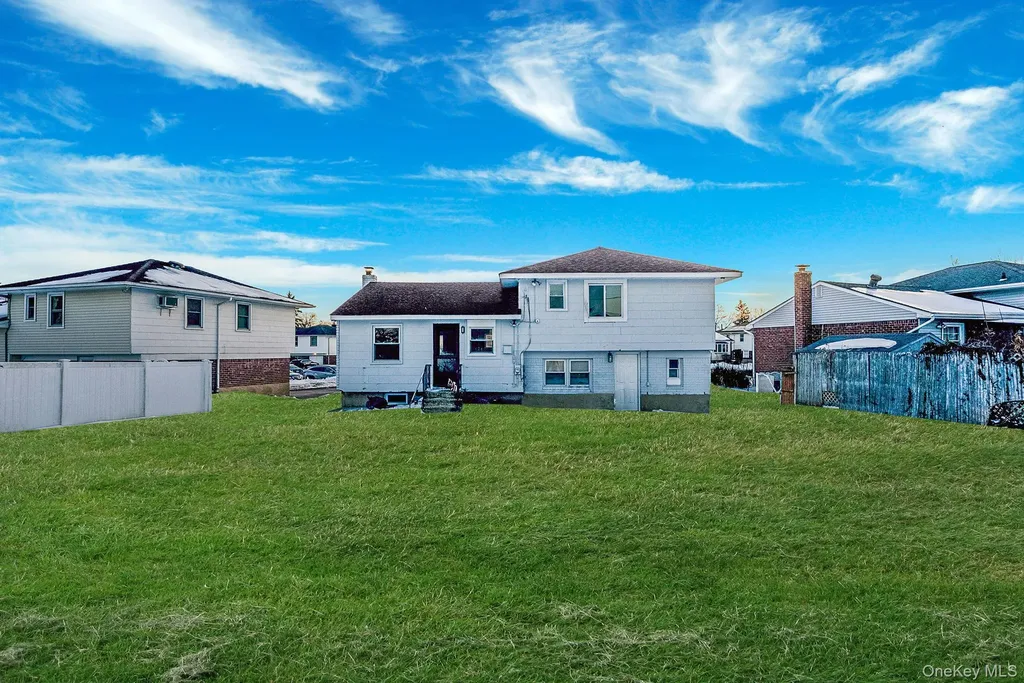 59 Ford Drive W Massapequa NY 11758
