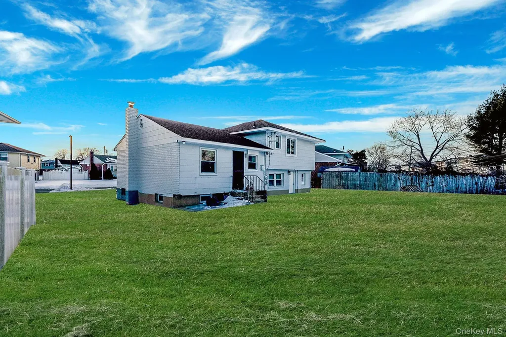 59 Ford Drive W Massapequa NY 11758