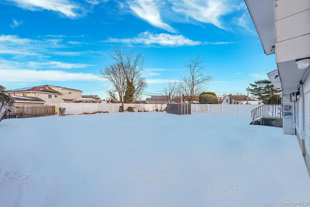 59 Ford Drive W Massapequa NY 11758