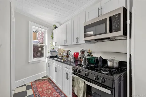 140 Albany Avenue Kingston NY 12401