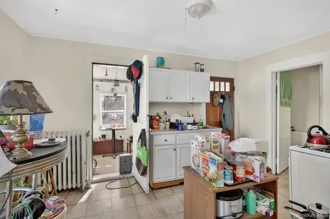 140 Albany Avenue Kingston NY 12401