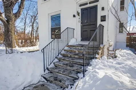 140 Albany Avenue Kingston NY 12401