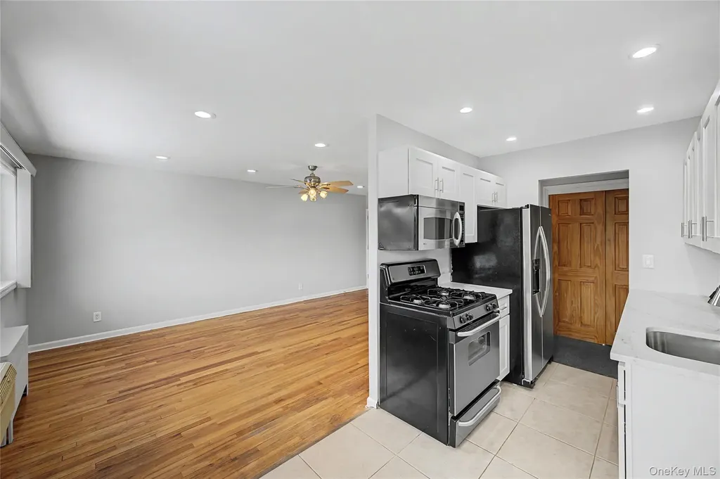 355 Route 111 Smithtown NY 11787
