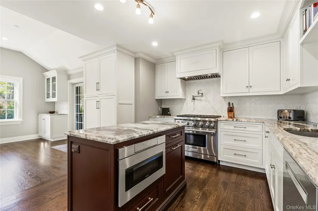 31 Garden Road Harrison NY 10528