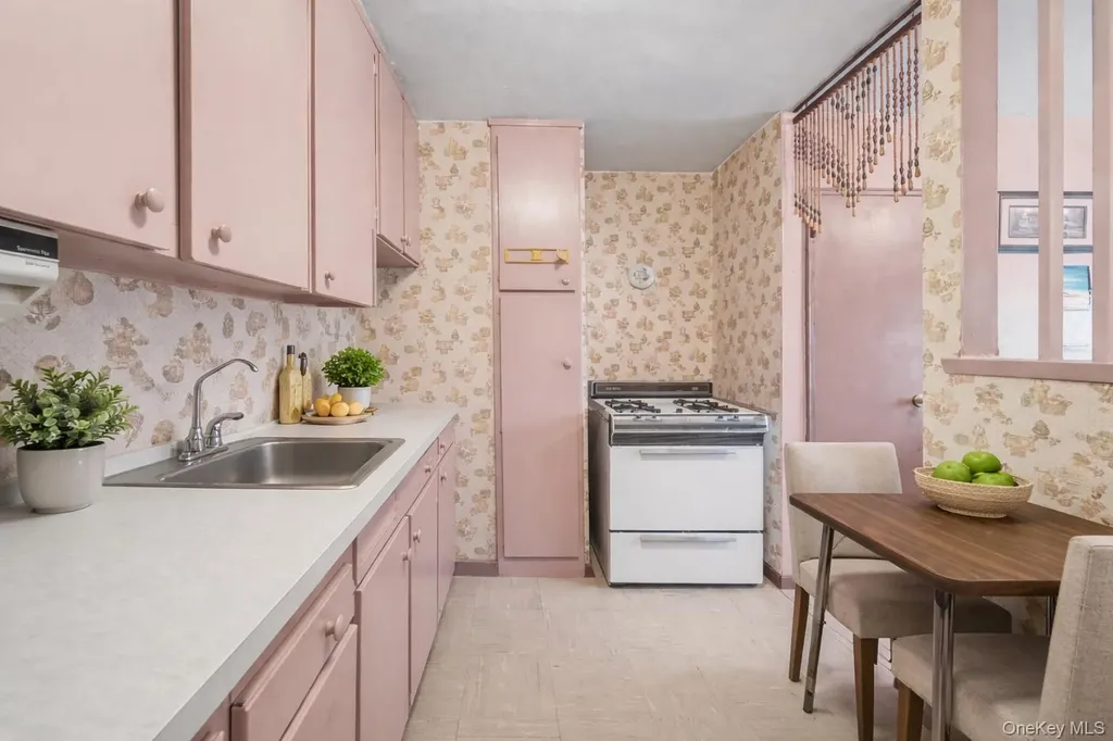 2640 Marion Bronx NY 10458
