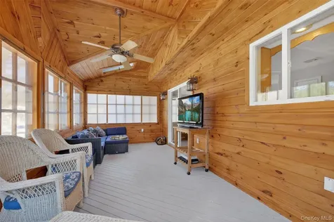 68 Blackberry Way Hopewell Junction NY 12533