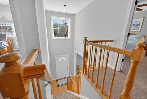 68 Blackberry Way Hopewell Junction NY 12533