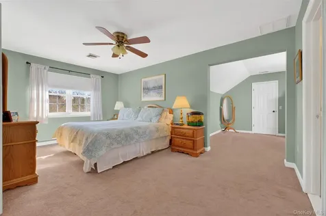 68 Blackberry Way Hopewell Junction NY 12533
