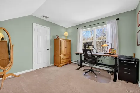68 Blackberry Way Hopewell Junction NY 12533