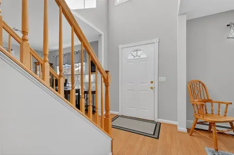 68 Blackberry Way Hopewell Junction NY 12533