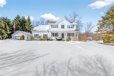 68 Blackberry Way Hopewell Junction NY 12533