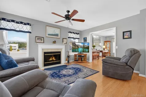68 Blackberry Way Hopewell Junction NY 12533