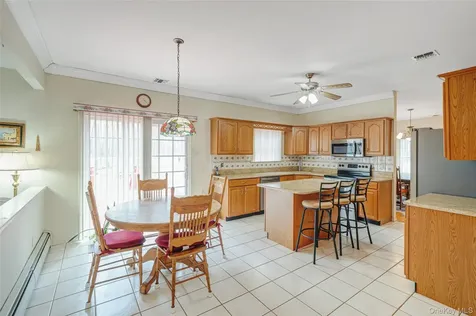 22 Jerusalem Hollow Road Manorville NY 11949