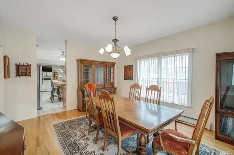 22 Jerusalem Hollow Road Manorville NY 11949