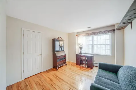 22 Jerusalem Hollow Road Manorville NY 11949
