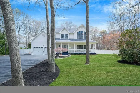 22 Jerusalem Hollow Road Manorville NY 11949