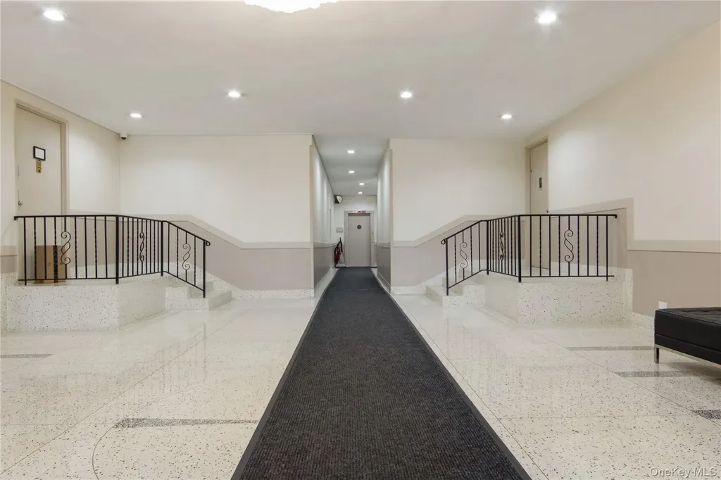 609 Kappock Street Bronx NY 10463
