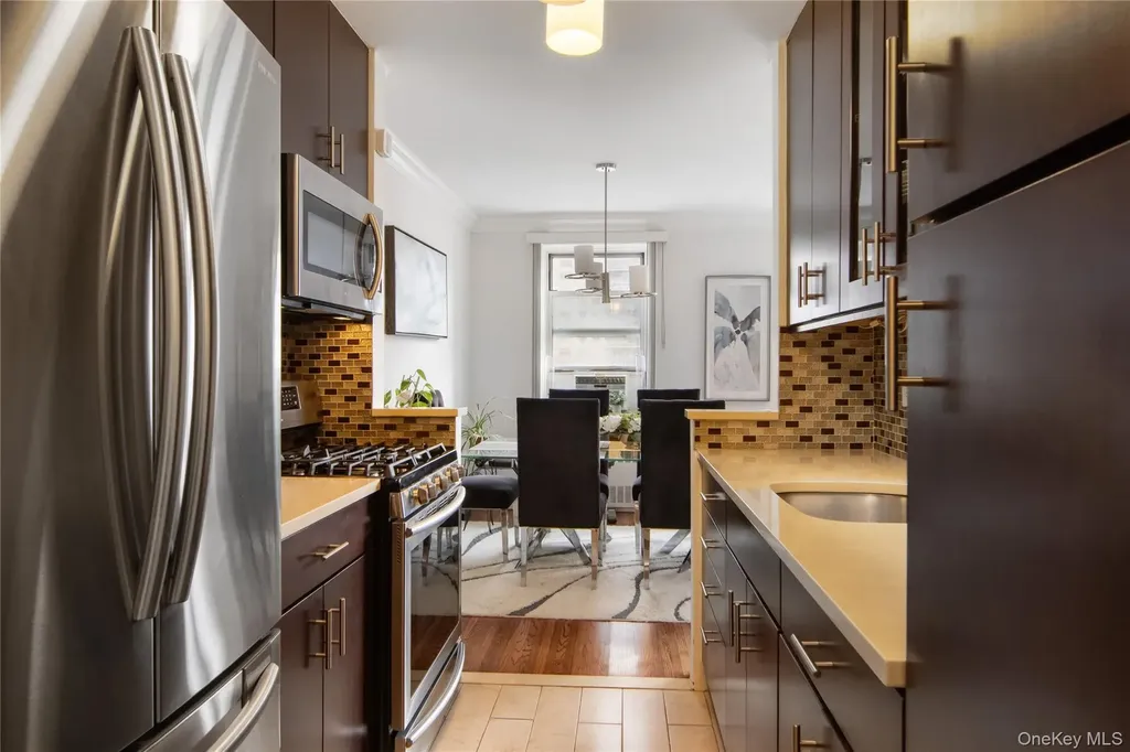 609 Kappock Street Bronx NY 10463