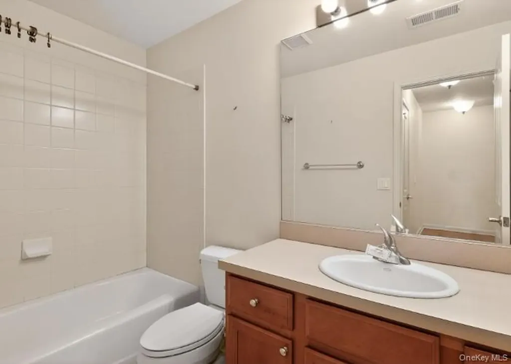 414 Highridge Court Peekskill NY 10566