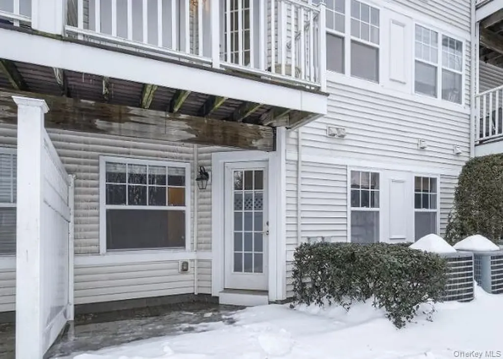 414 Highridge Court Peekskill NY 10566
