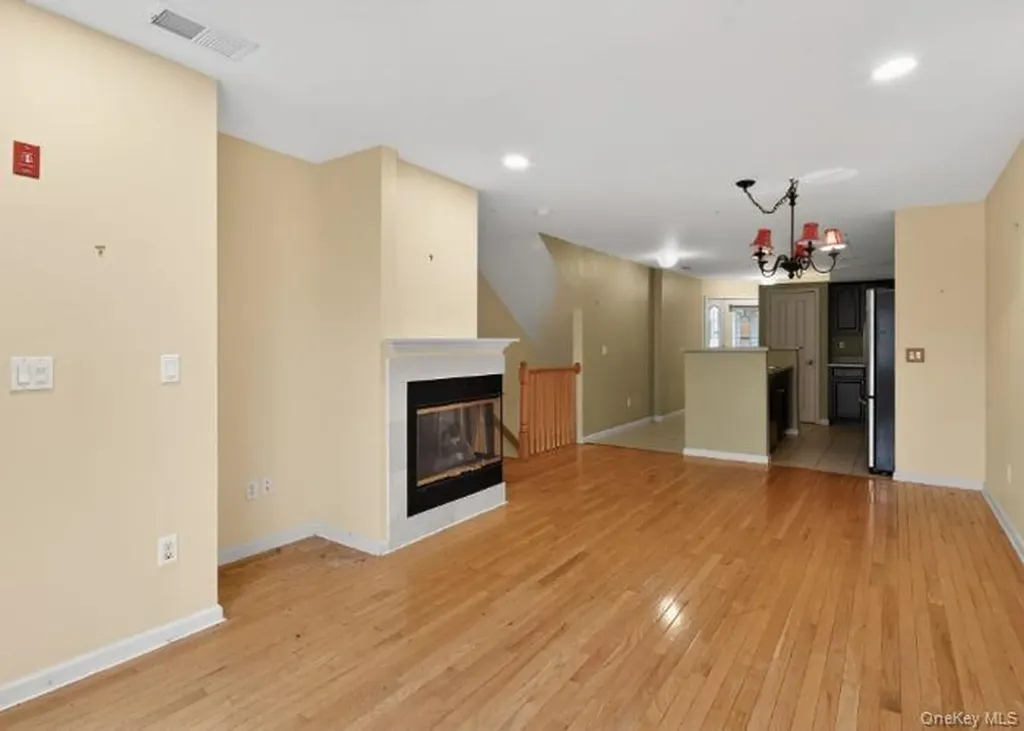 414 Highridge Court Peekskill NY 10566