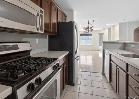 414 Highridge Court Peekskill NY 10566