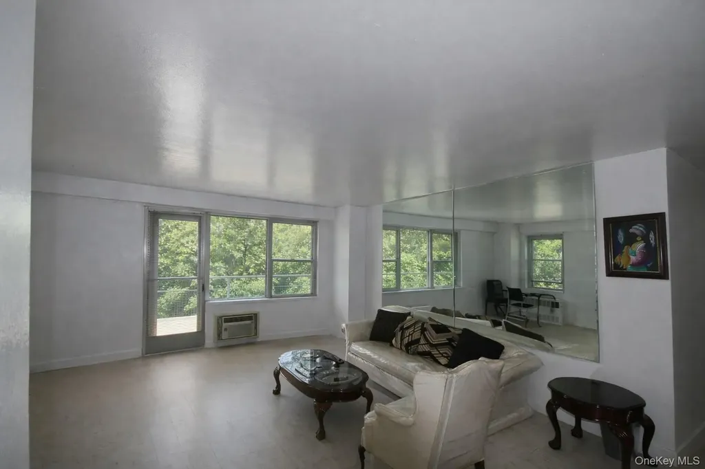 12399 Flatlands Avenue Brooklyn NY 11207