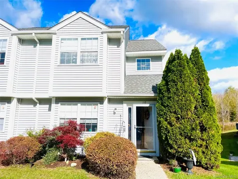 10 Timberline Trail Pawling NY 12564