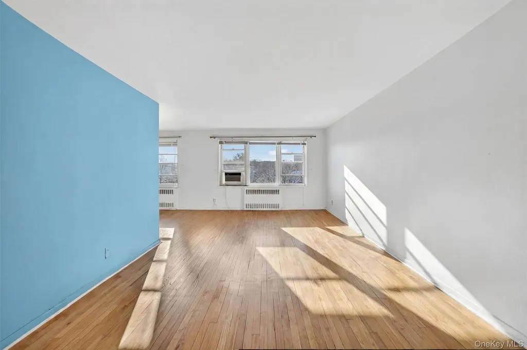 25 Sunnyside Drive Yonkers NY 10705