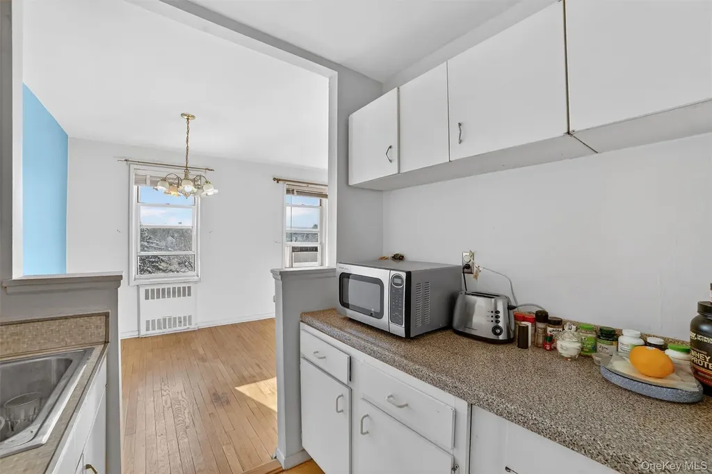 25 Sunnyside Drive Yonkers NY 10705