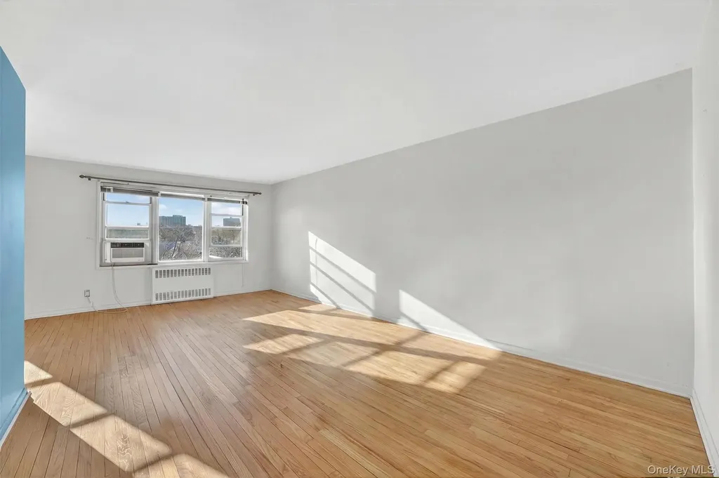 25 Sunnyside Drive Yonkers NY 10705