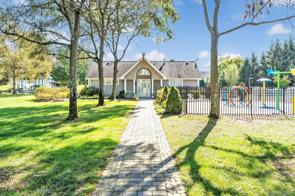 60 Herrels Circle Melville NY 11747