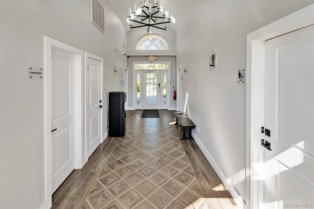 60 Herrels Circle Melville NY 11747