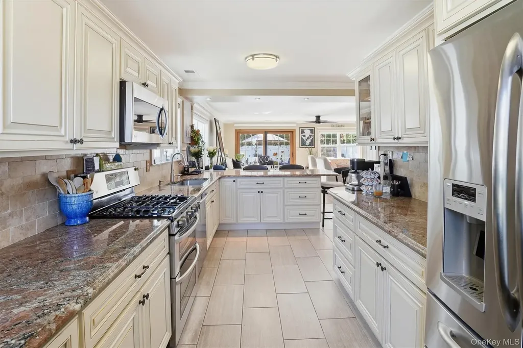 60 Herrels Circle Melville NY 11747