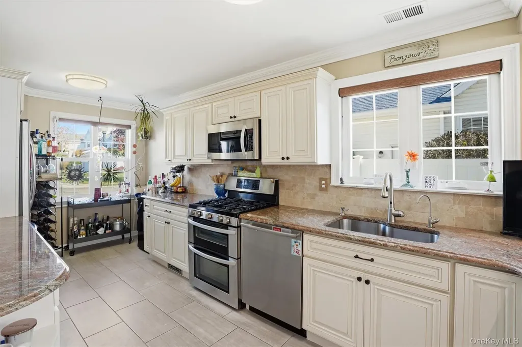 60 Herrels Circle Melville NY 11747