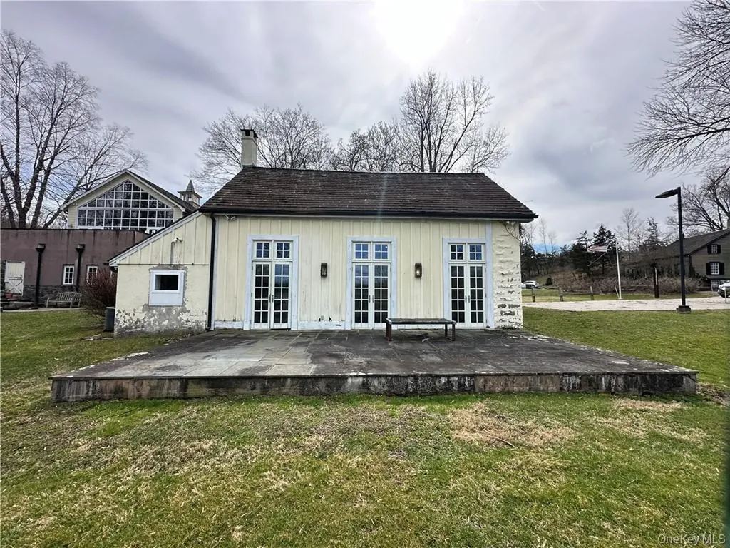 23 White Oak Drive Chester NY 10918