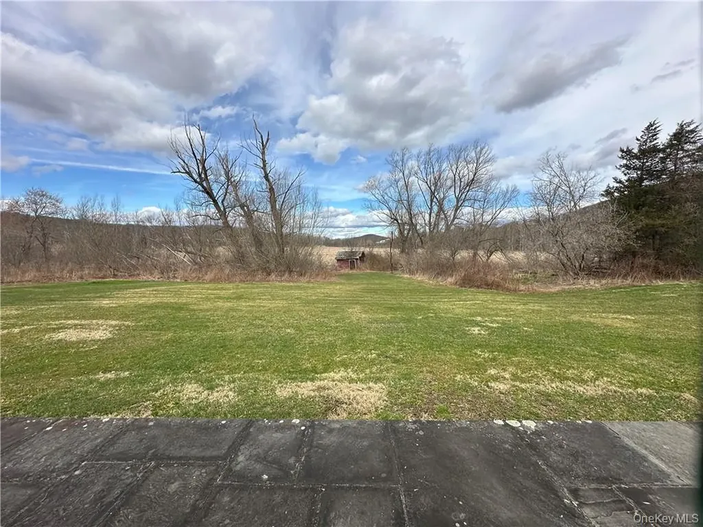 23 White Oak Drive Chester NY 10918