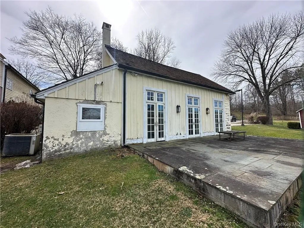 23 White Oak Drive Chester NY 10918