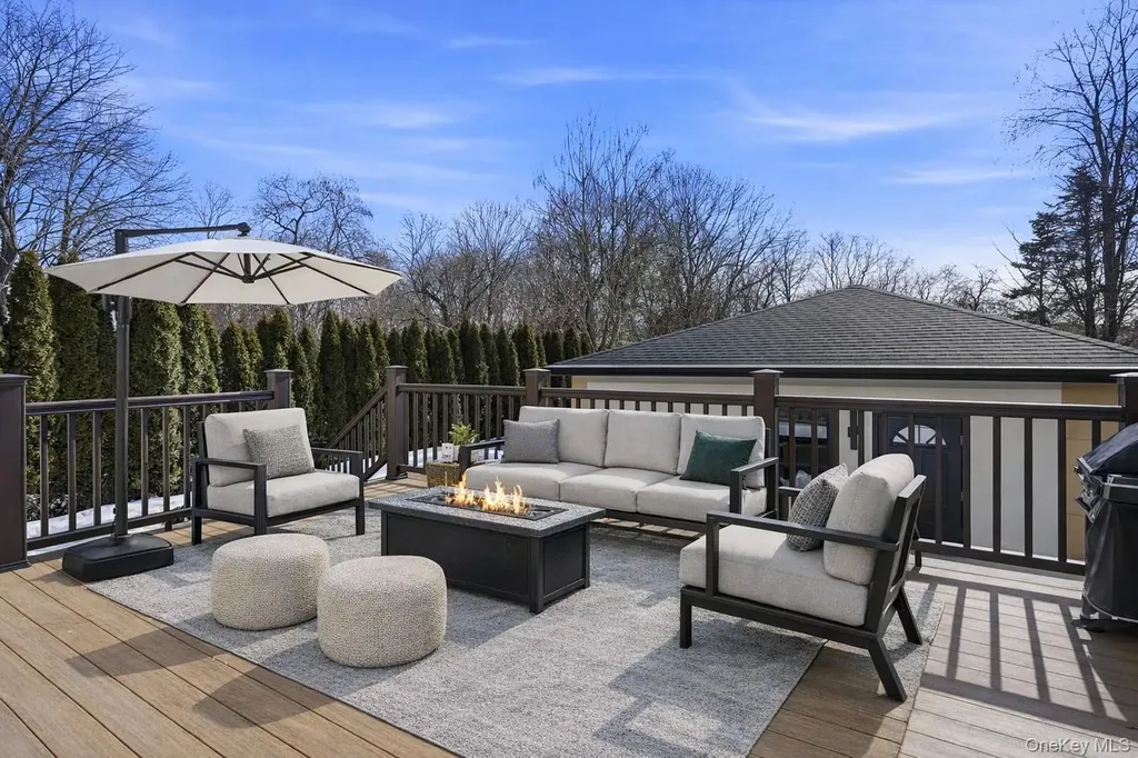 31 Gedney Way White Plains NY 10605