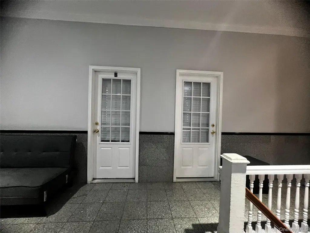 1 W Sunrise Highway Freeport NY 11520